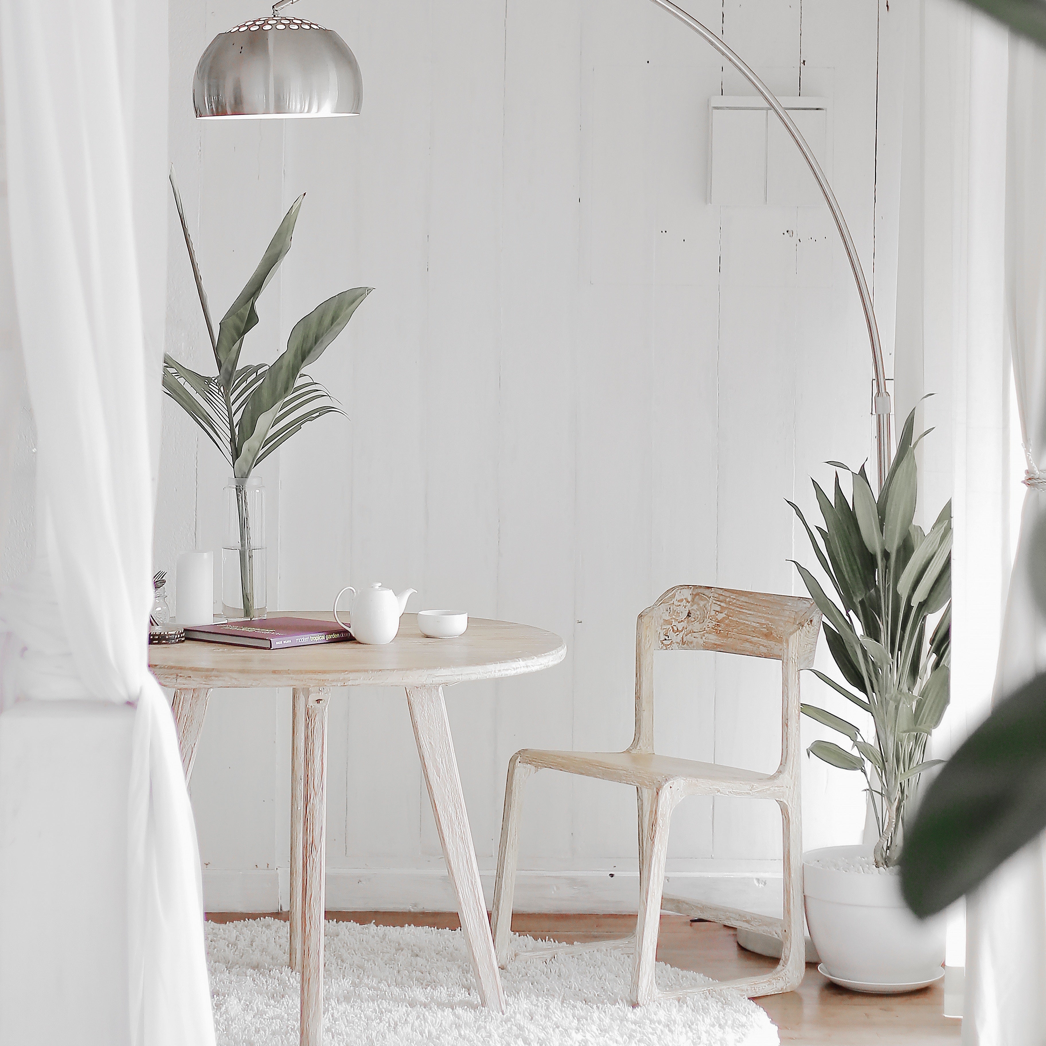 5 Small Ways to Practice Minimalism in a Material World