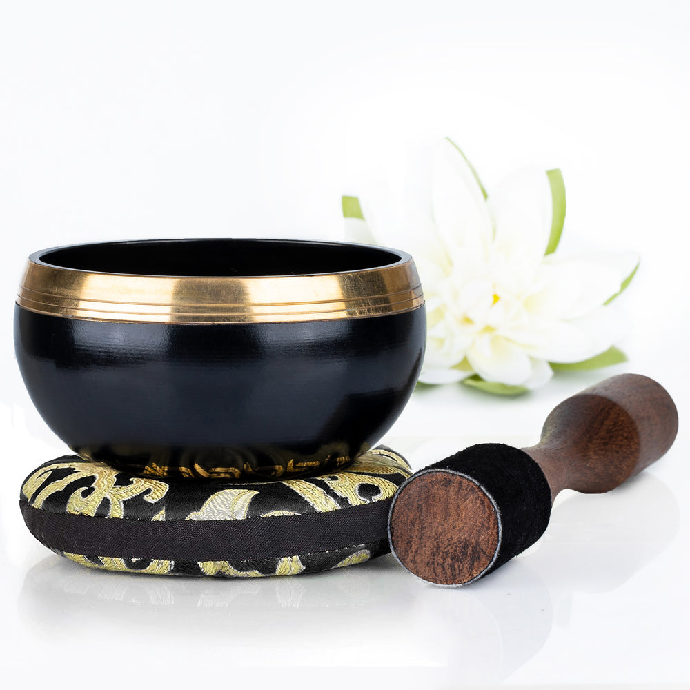 
                  
                    Black Glossy Bowl with Black Pillow ~ Strength Pattern ~ Tibetan Singing Bowl Set Singing Bowl Silent Mind - Silent Mind
                  
                